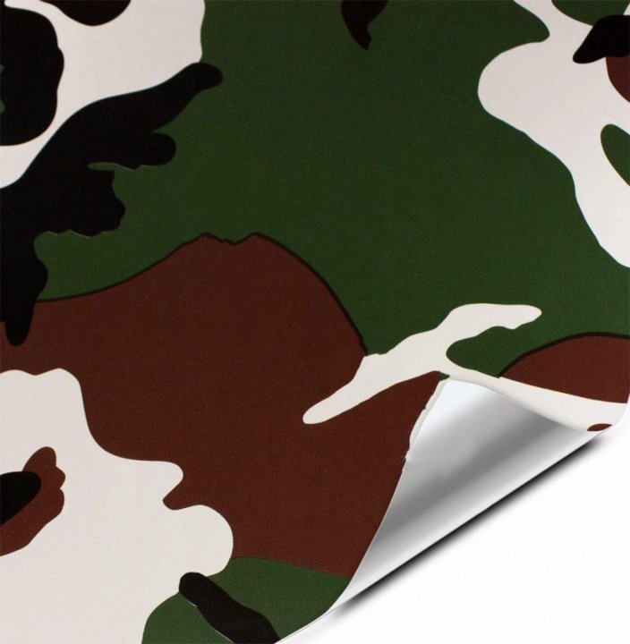 Folie colantare auto CAMUFLAJ FOREST (3m x 1,52m)