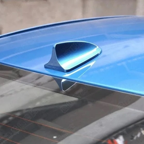 Antena auto activa AM - FM tip "SHARK TAIL" culoare ALBASTRU